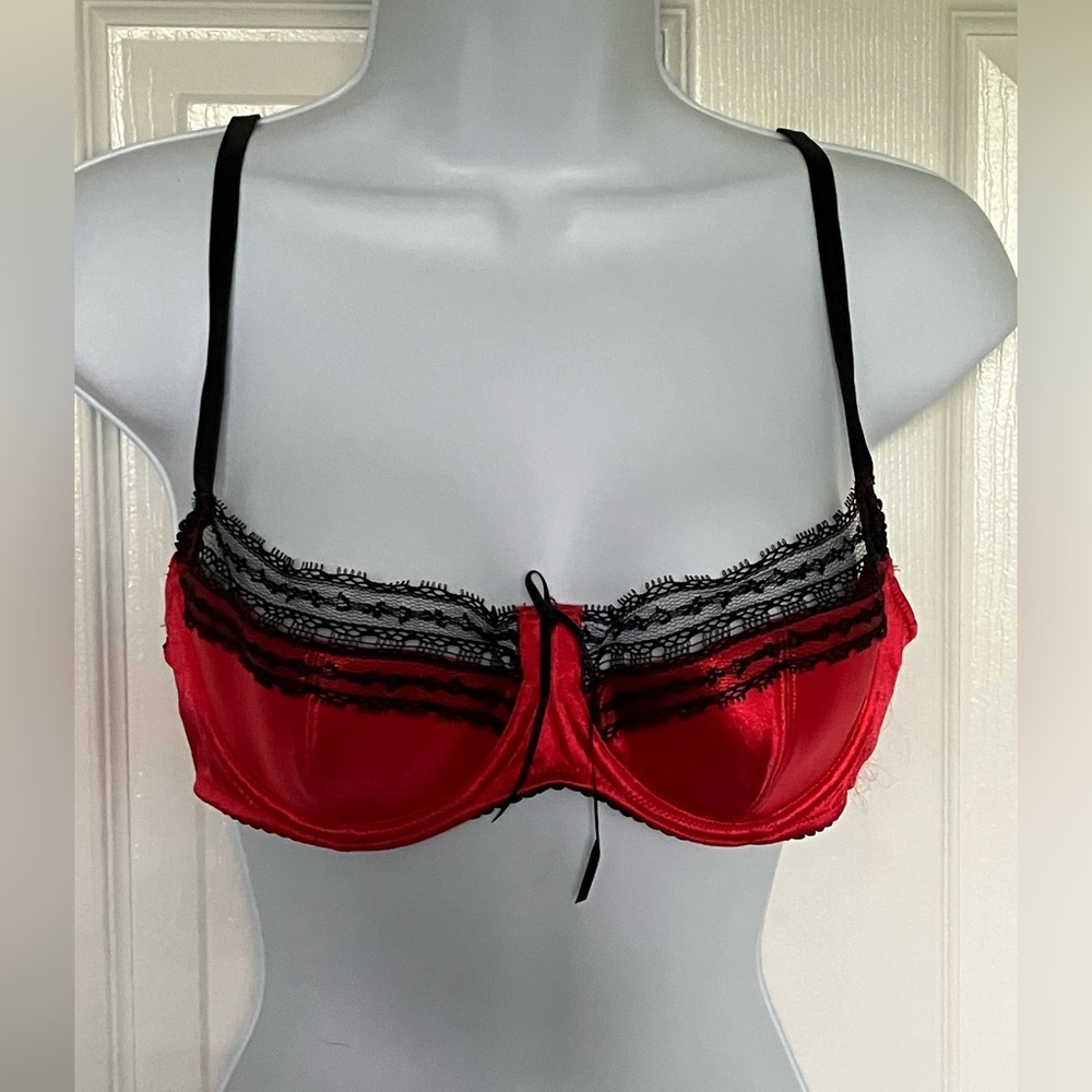 Candie’s Red & Black Lace Bra